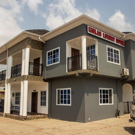 Kislas Luxury Hotel Adenta Exterior photo